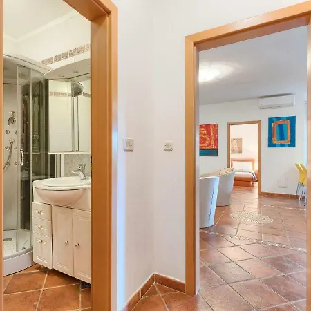 Apartment Mareonda.2 Lägenhet