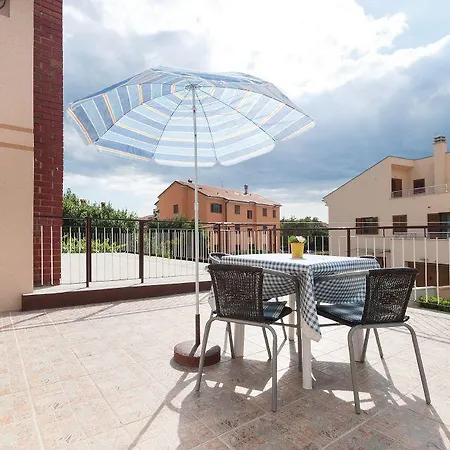 Apartment Mareonda.2 로비니